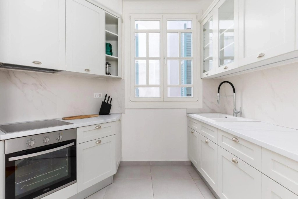 #Zoe: Lovely Penthouse by halu! Apartments