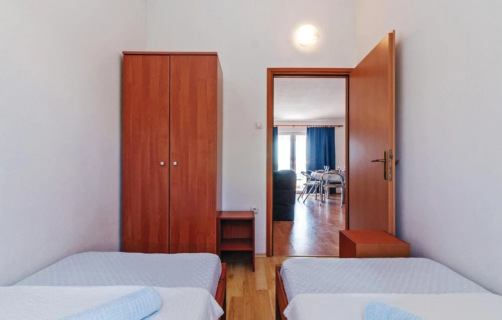 Amazing Home in Mandre With Wifi and 1 Bedrooms