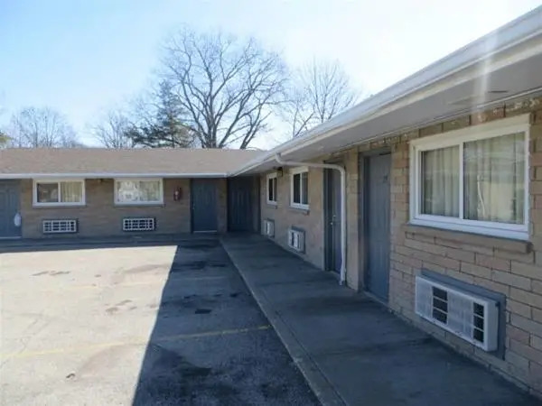Glo Motel