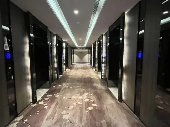 Hlcc Lailia Executive Apartment (Suzhou Jinji Lake Ferris Wheel)