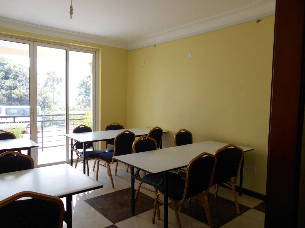 Hotel Royal Nest Entebbe