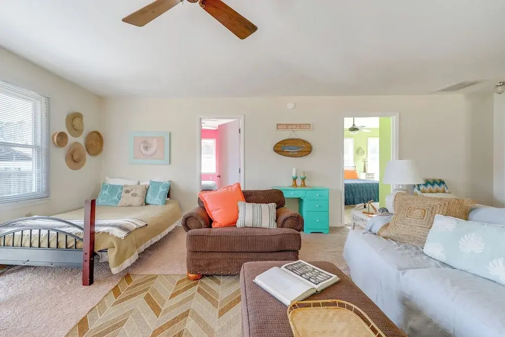 Surf City Coastal Escape w/ Fire Pit