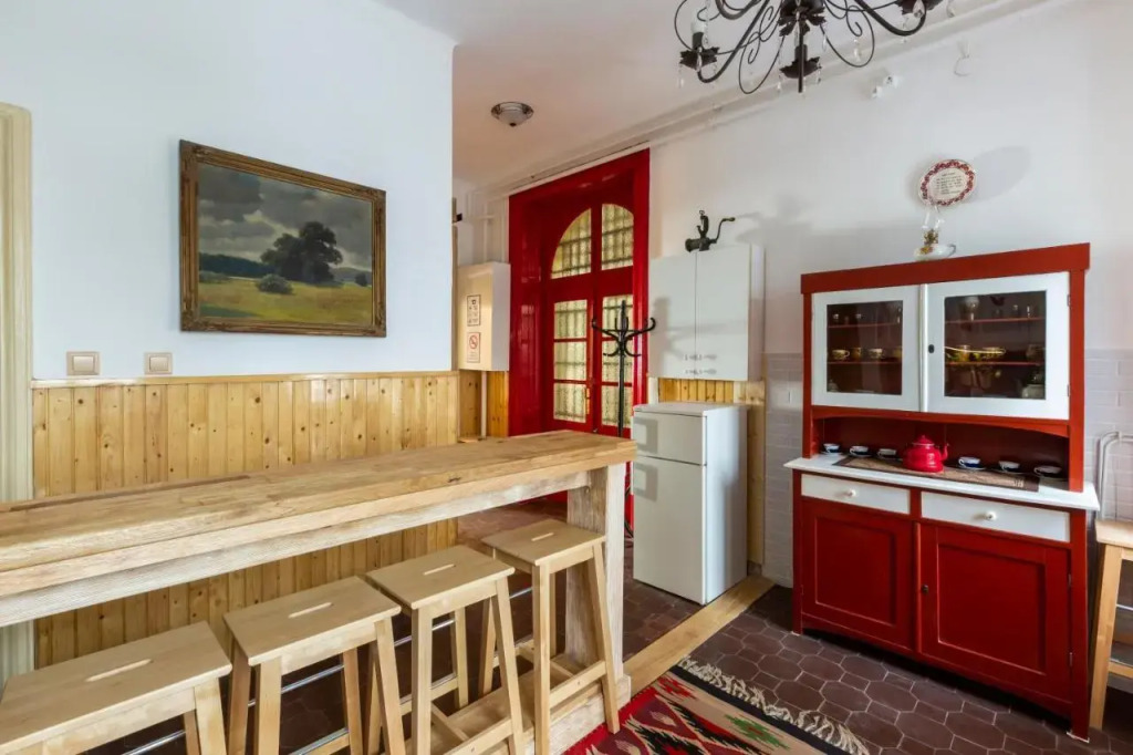 Vintage Home in the Center