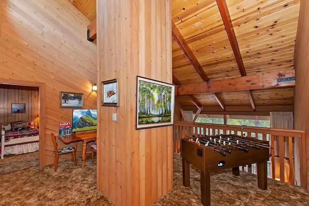 051 - Vista Retreat