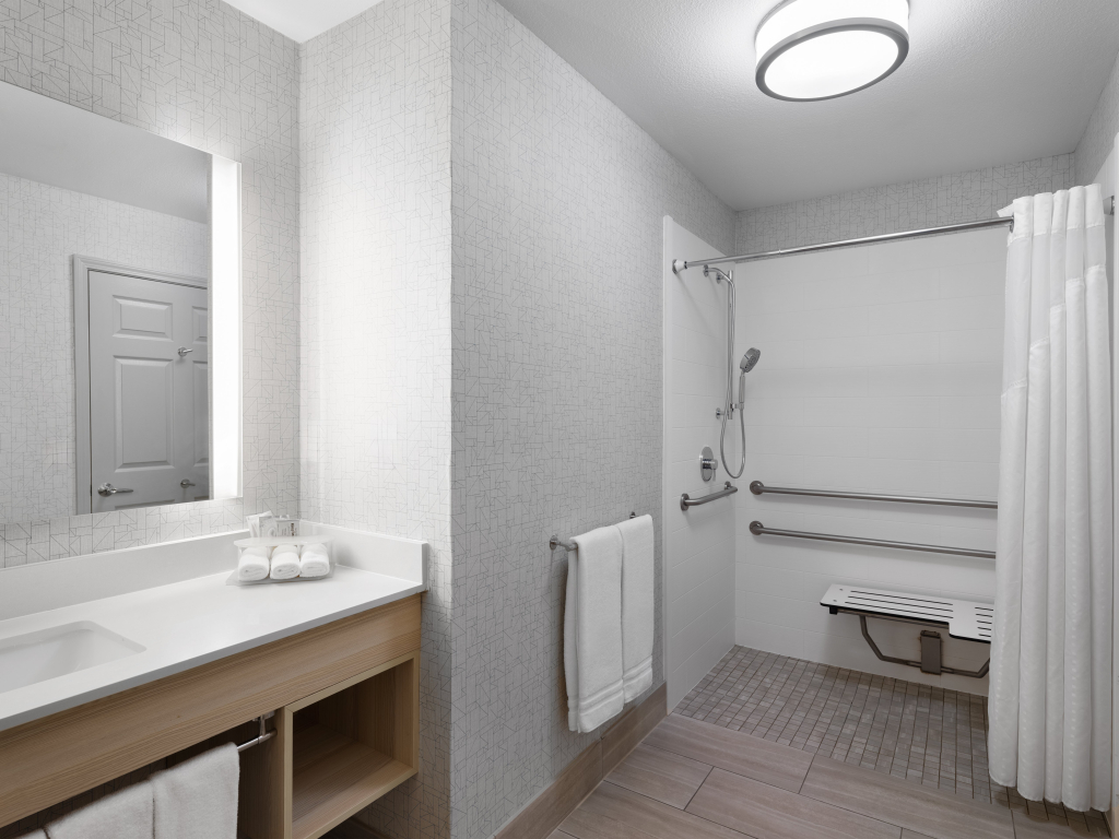 Holiday Inn Express Fort Bragg by IHG