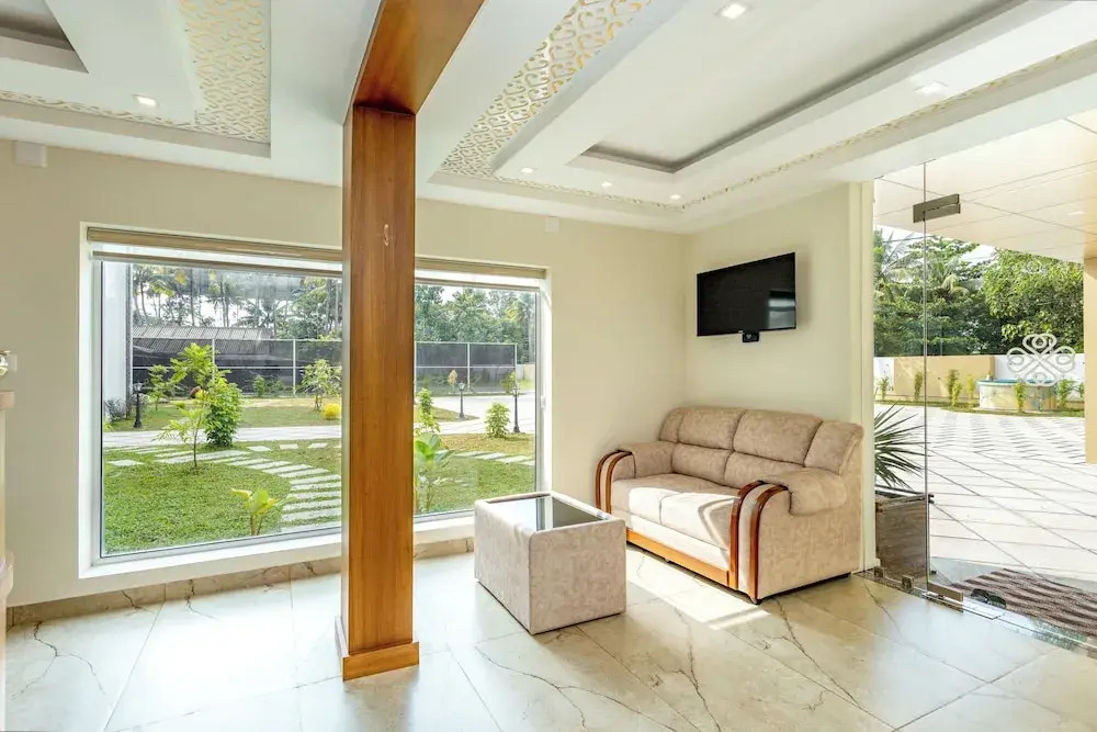 ESAA Airport Hotel