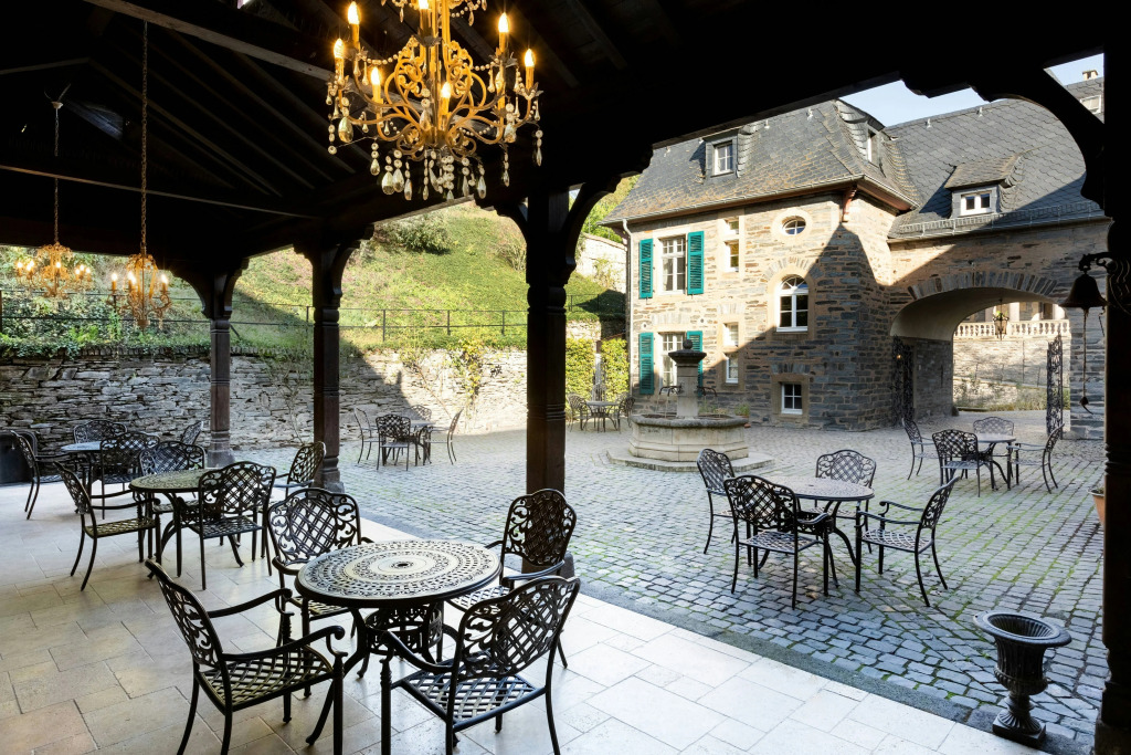 Schloss Lieser, Autograph Collection