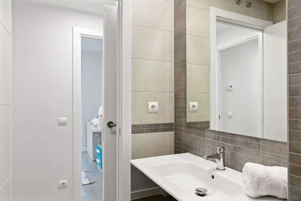 Stunning 2 Bed Apt, Sleeps 6 nr Adelfas