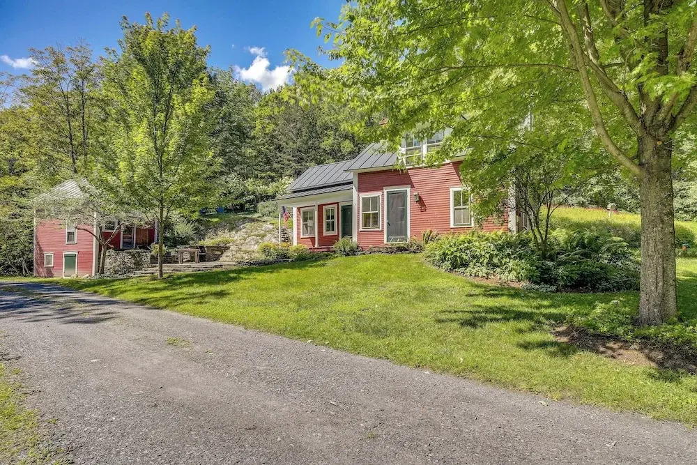 Warren Vacation Rental ~ 3 Mi to Sugarbush Resort!
