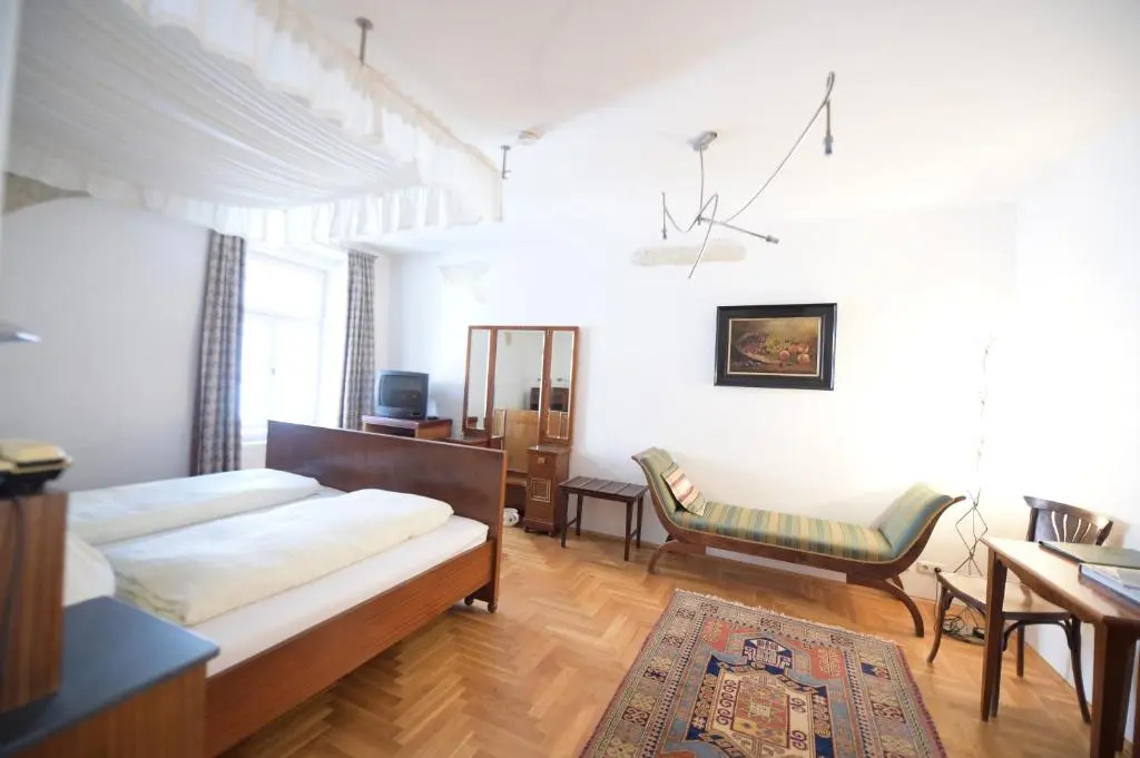Hotel Post Karlon