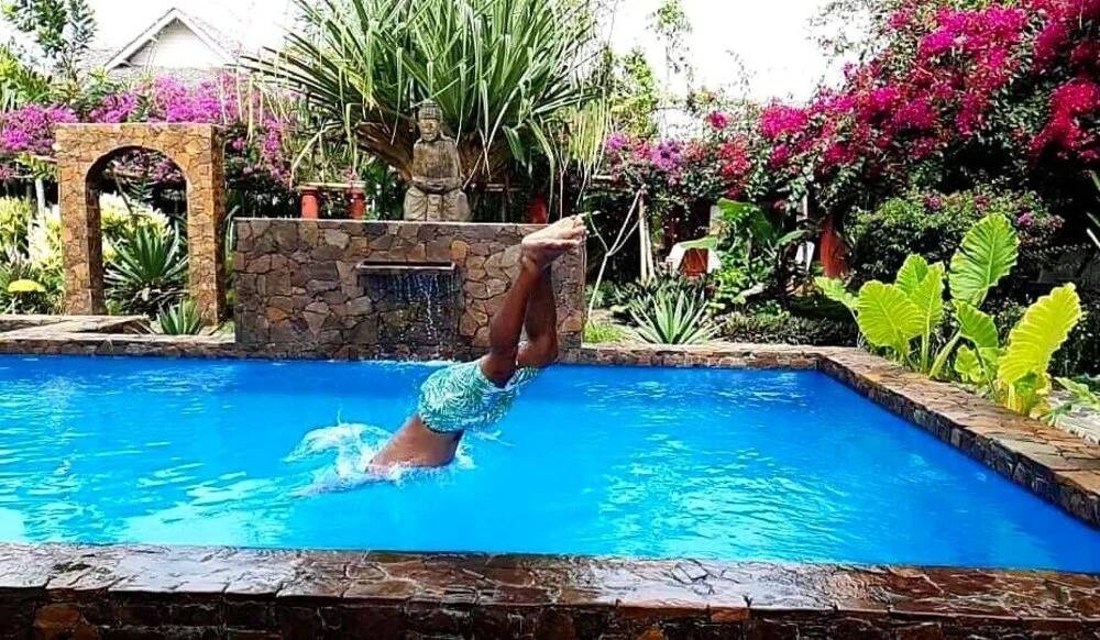 Hotel ECOLODGE LE RAVORAHA