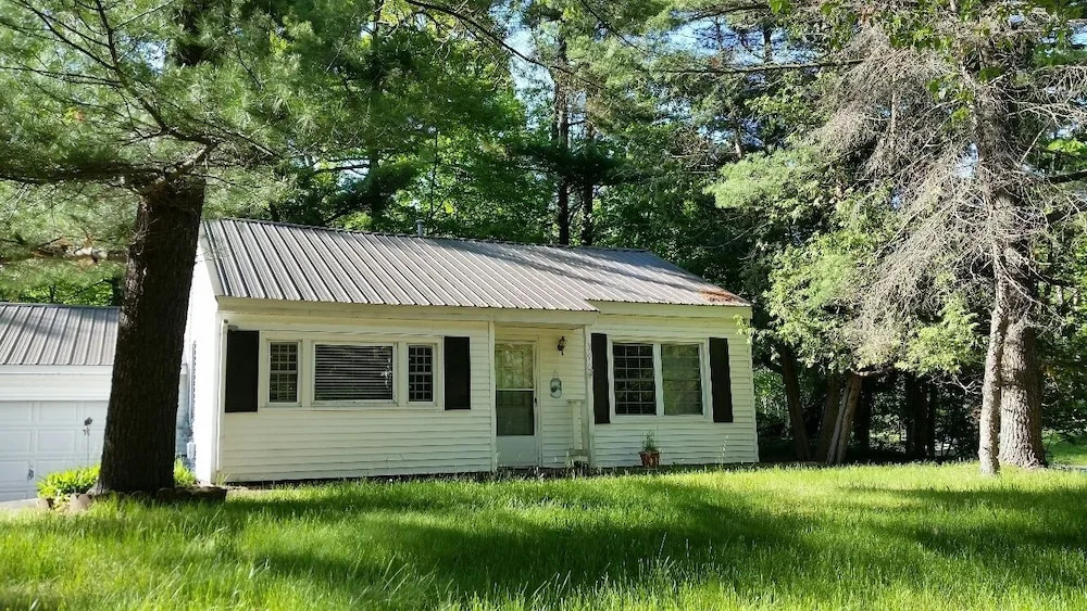 The Pentwater House