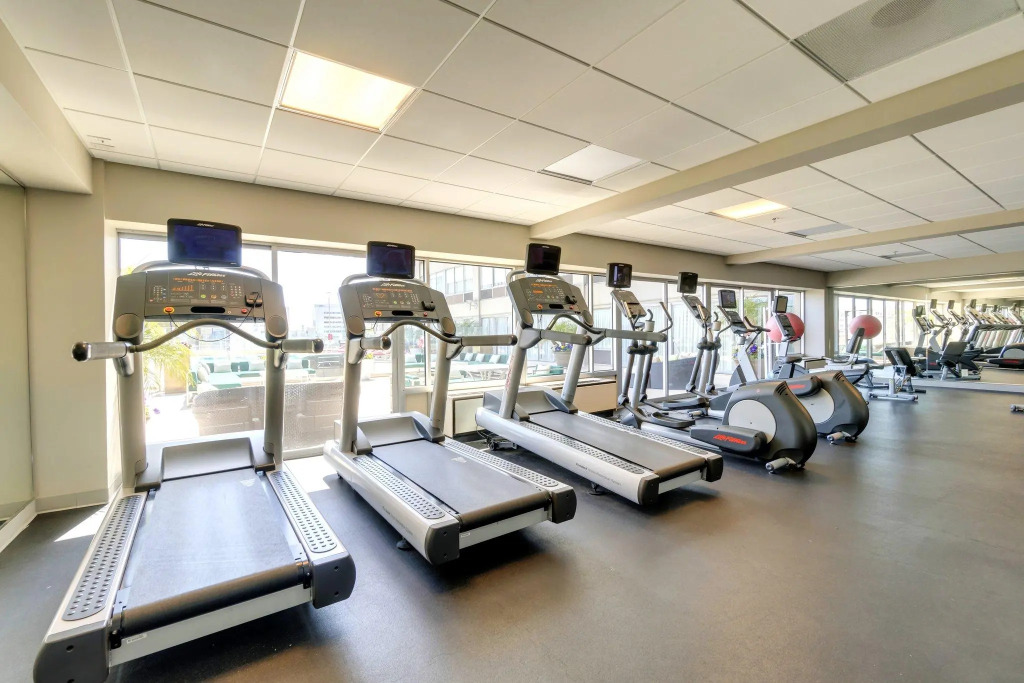 Holiday Inn San Francisco - Golden Gateway newly renovated with No Resort Fee