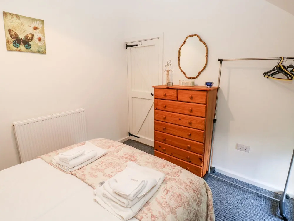 Beekeepers Cottage