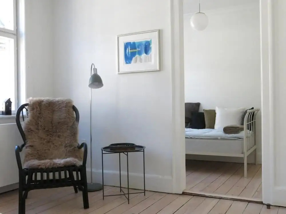 Apartment near Queen 1144 - 1