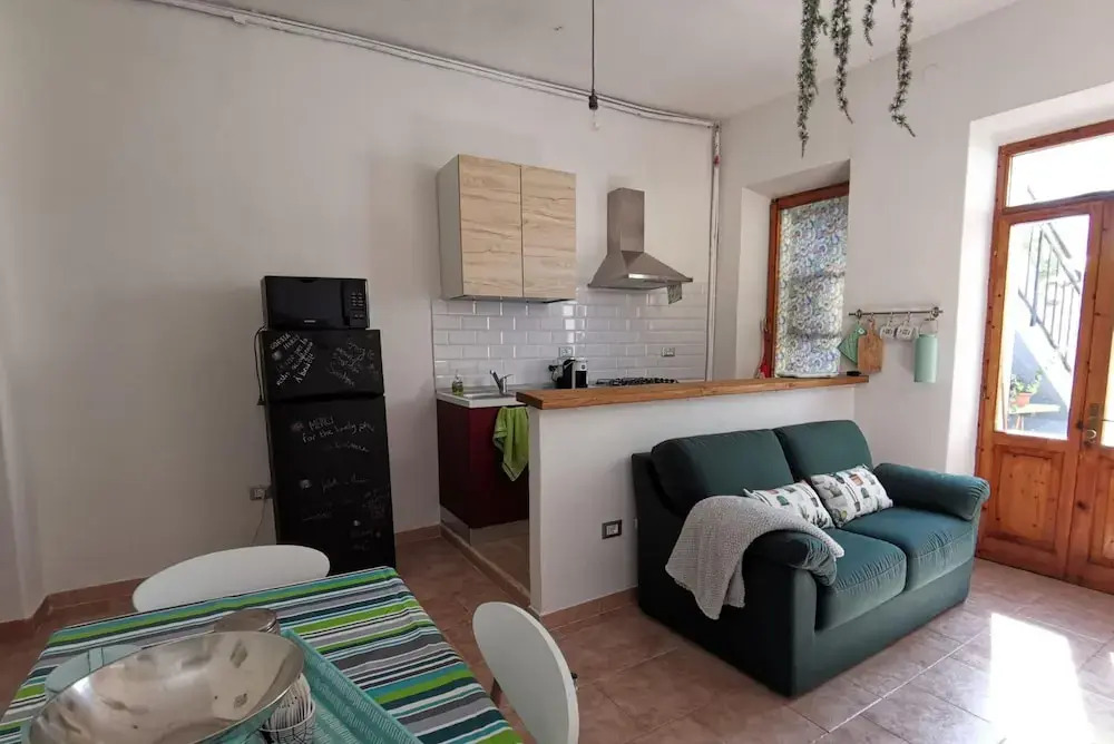 Casa Circe in Olbia With 1 Bedrooms and 1 Bathrooms