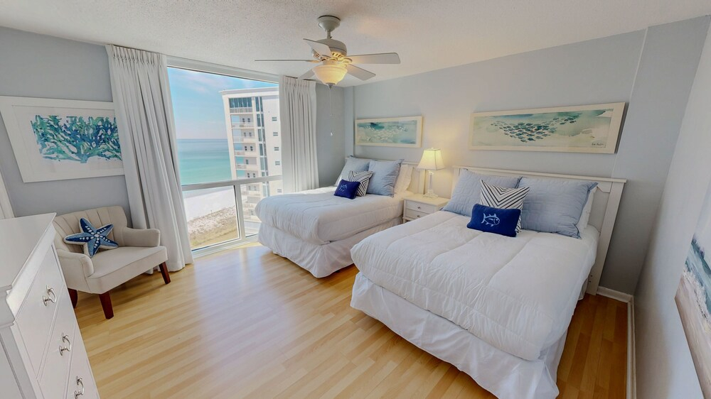 Shoreline Towers 2111 3 Bedroom Condo