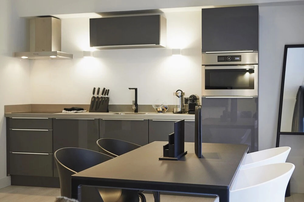 "DE BANK" - Hotel Apartments