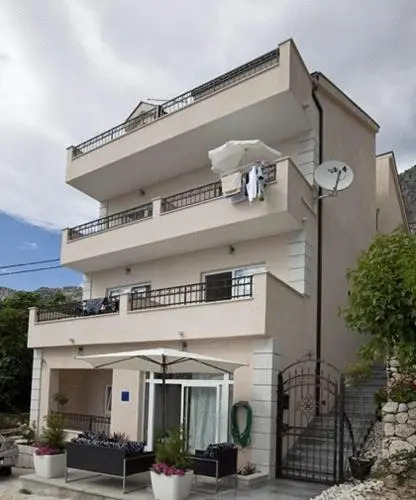 Apartments Gudelj