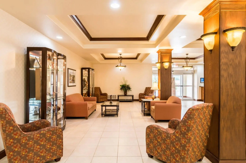 Baymont Inn & Suites by Wyndham Glen Rose