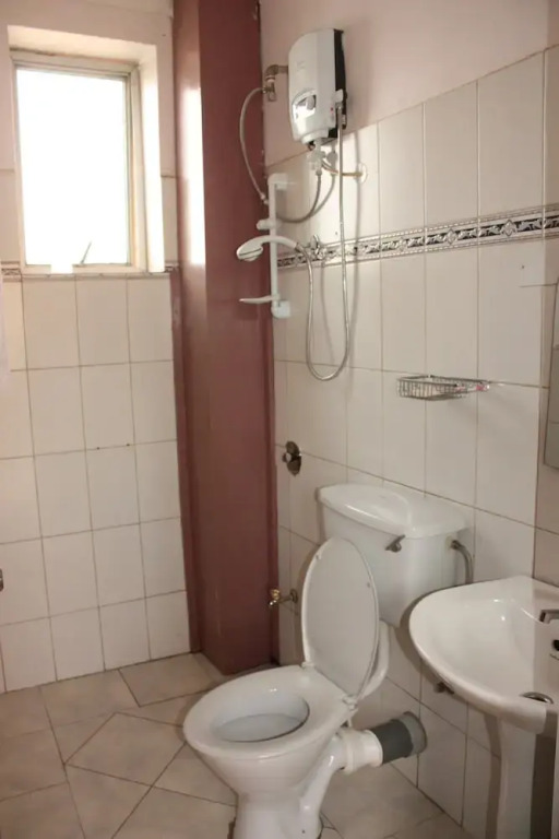 Scroll Inn Hotel