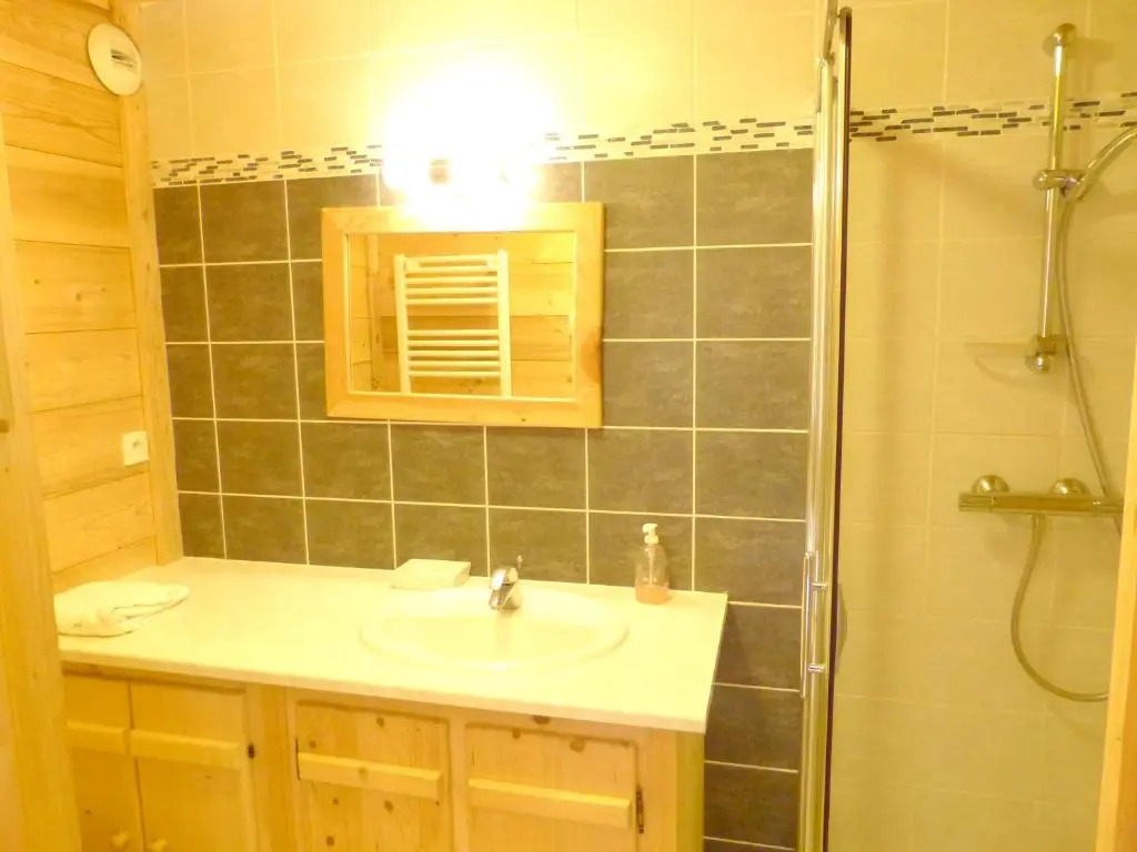 Appartement de 3 chambres avec jardin amenage et wifi a Notre Dame de Bellecombe a 1 km des pistes