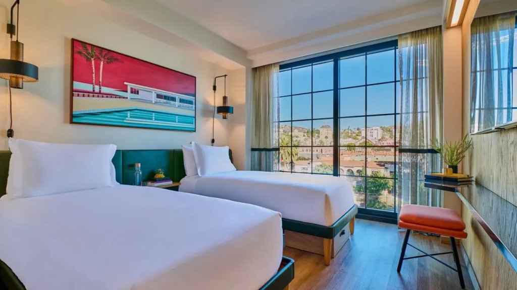 HOLLYWOOD VOLUME, a Tribute Portfolio Hotel