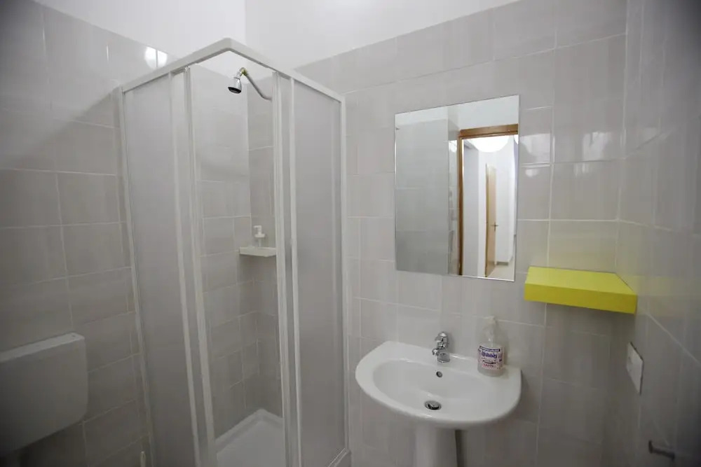 Dimora Hostel