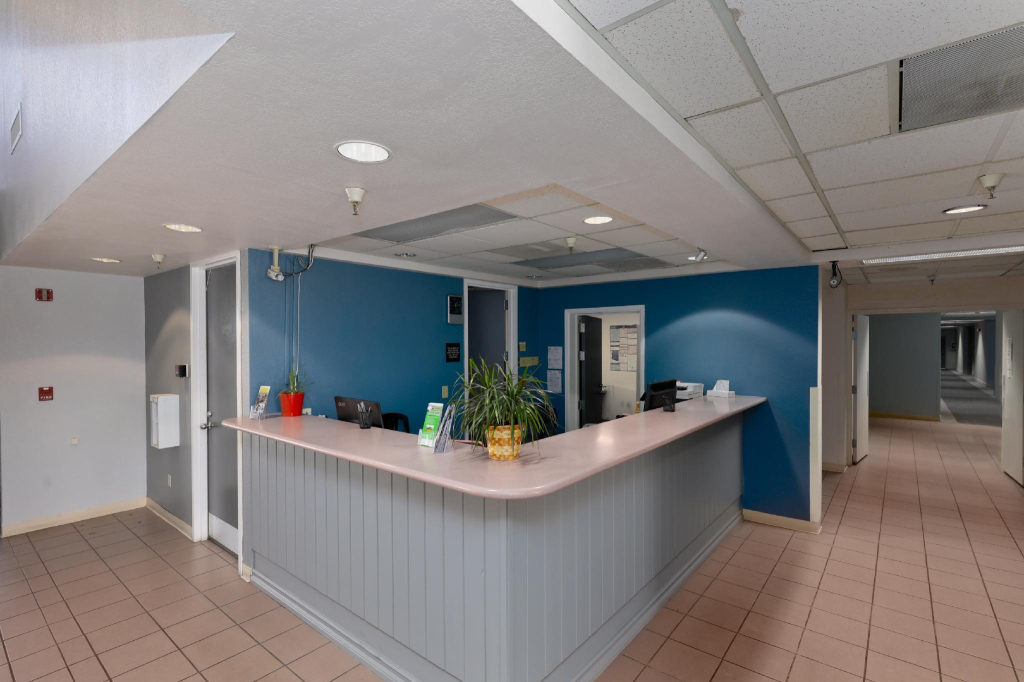 Studio 6 Suites Lake Havasu City AZ