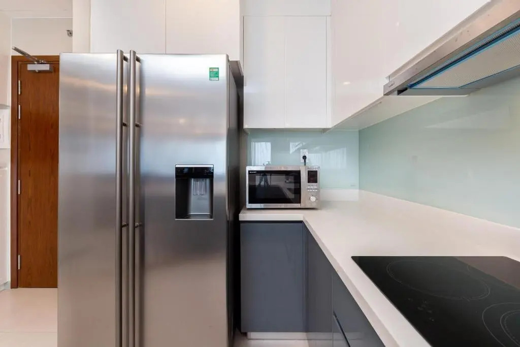 Gold View APT1/2bed/2bath/free pool and Gym