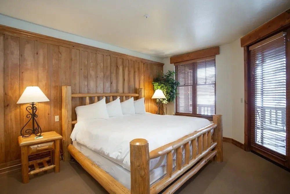 The Lodges at Deer Valley 1 Bedroom Condo