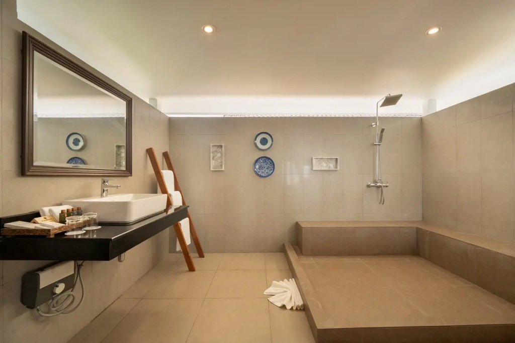 Thavorn Beach Village Resort & Spa Phuket