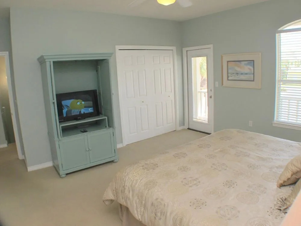 Emerald Shores