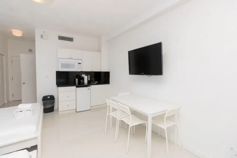 568 Studio Ocean View