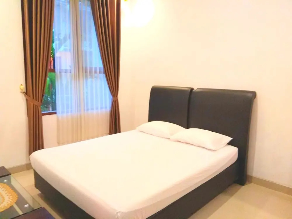Fams Homestay by FH Stay