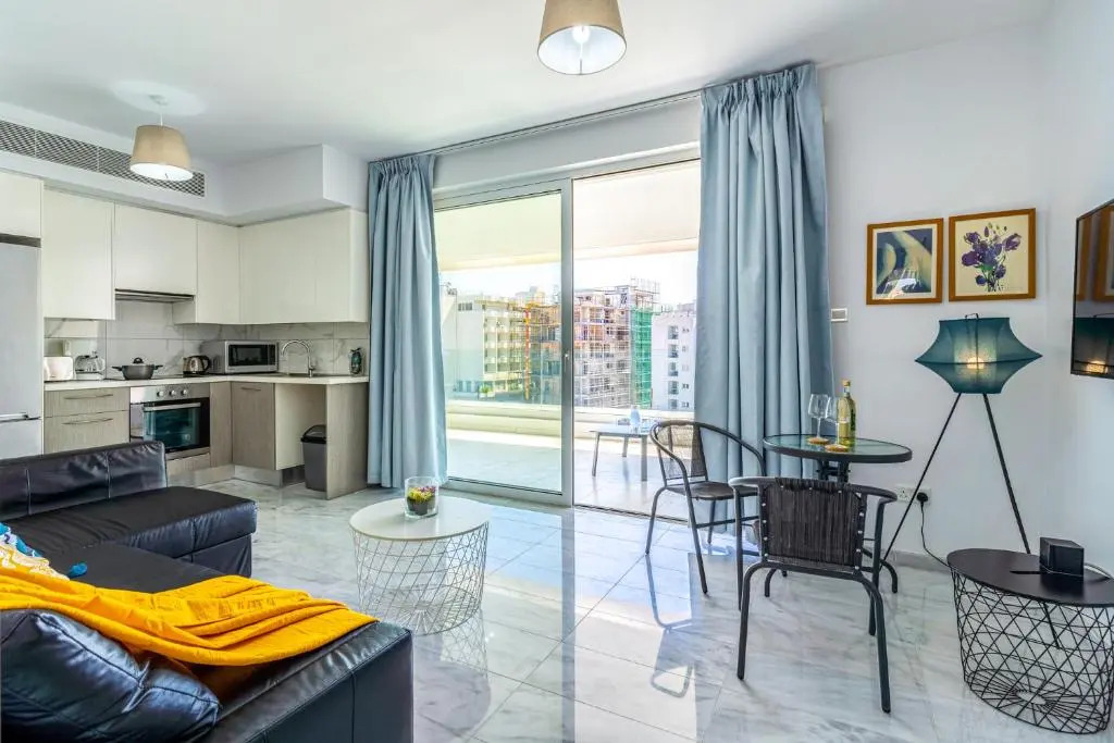 Oyster 1-BR Apt in Larnaca