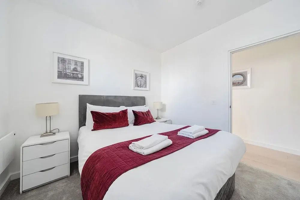 Roomspace Serviced Apartments -Caroline Street