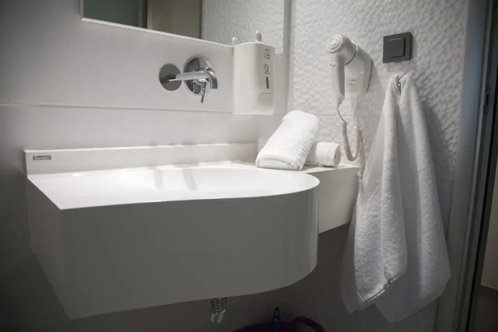 Maria Rooms Vrasna
