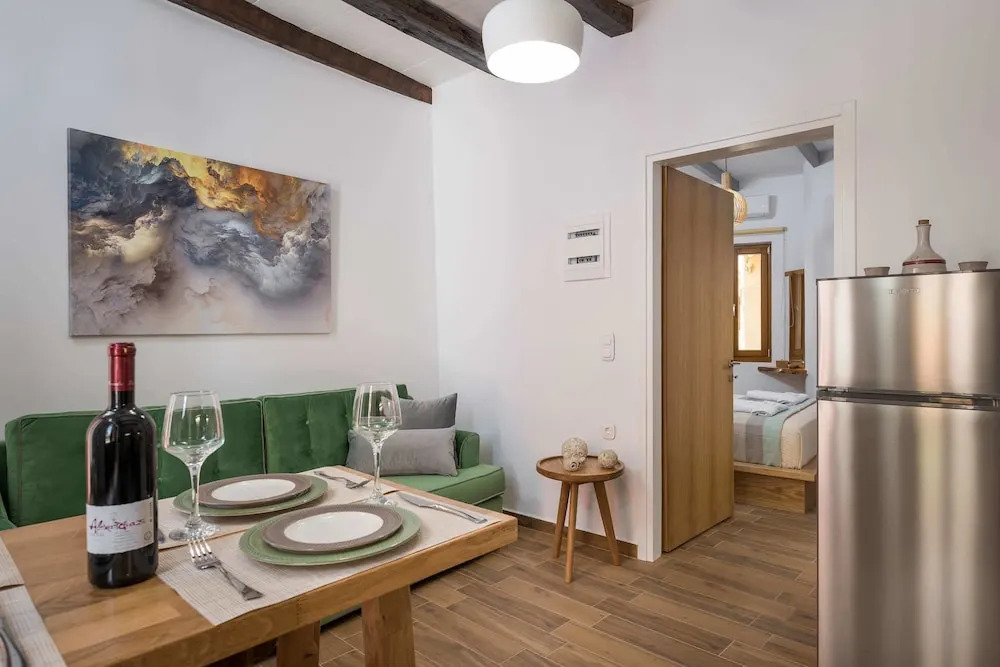 Evlimeni Suites