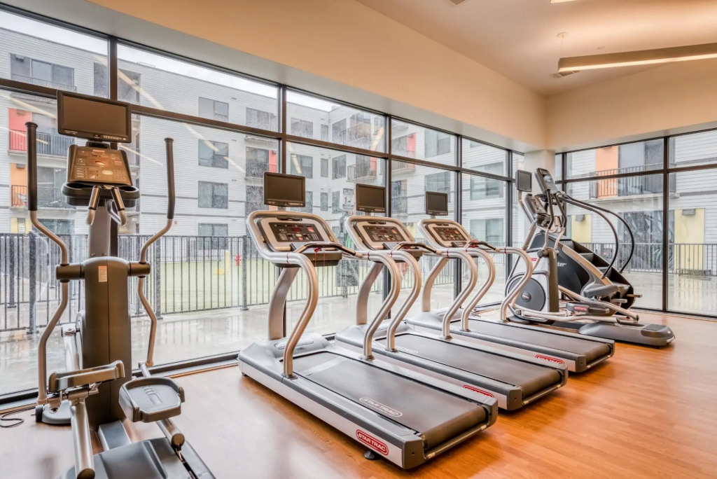 Mid Main Lofts #6220 | Relaxing & modern studio loft | Midtown