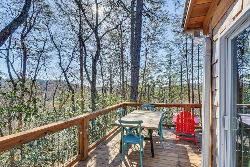 Classy Clayton Home w/ Views < 1 Mi to Downtown!