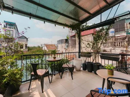 Hi.Home Bellevie–Lakeview Escape in Ha Noi Old Quarter