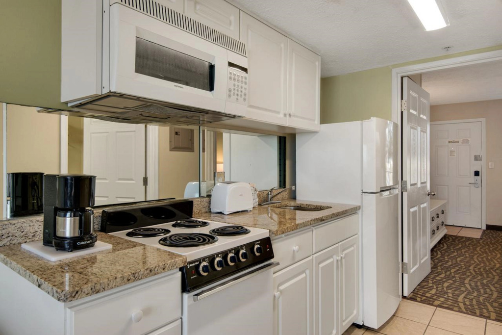 Radisson Beachfront Hotel - Panama City Beach