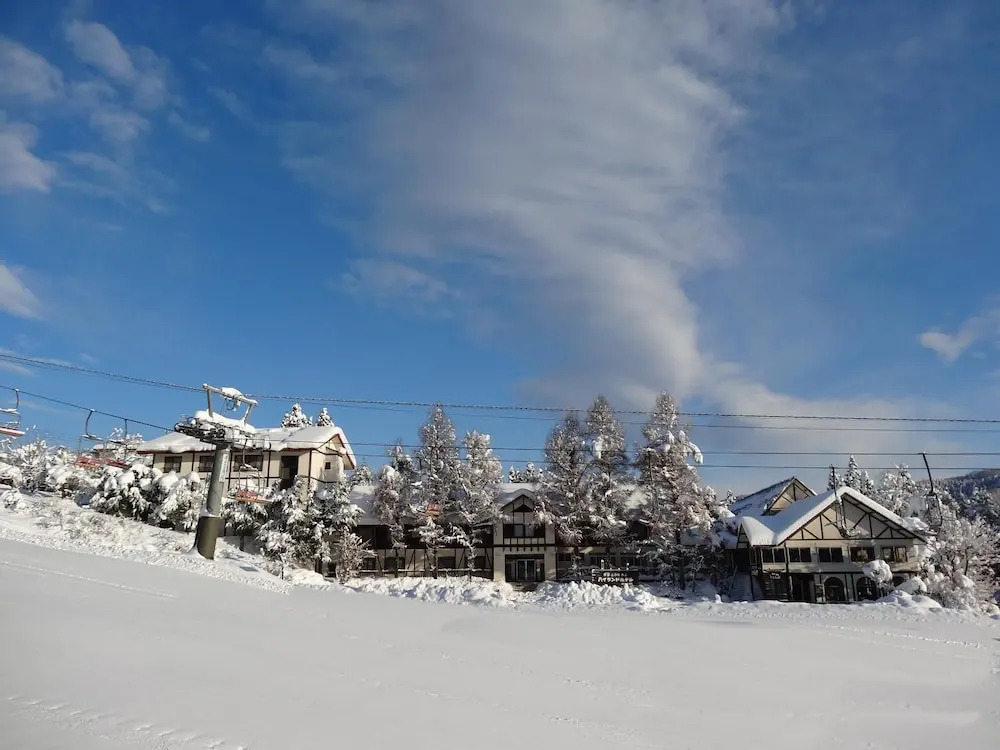 Kannabe Highland Hotel