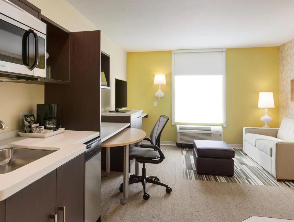 Home2 Suites By Hilton Youngstown