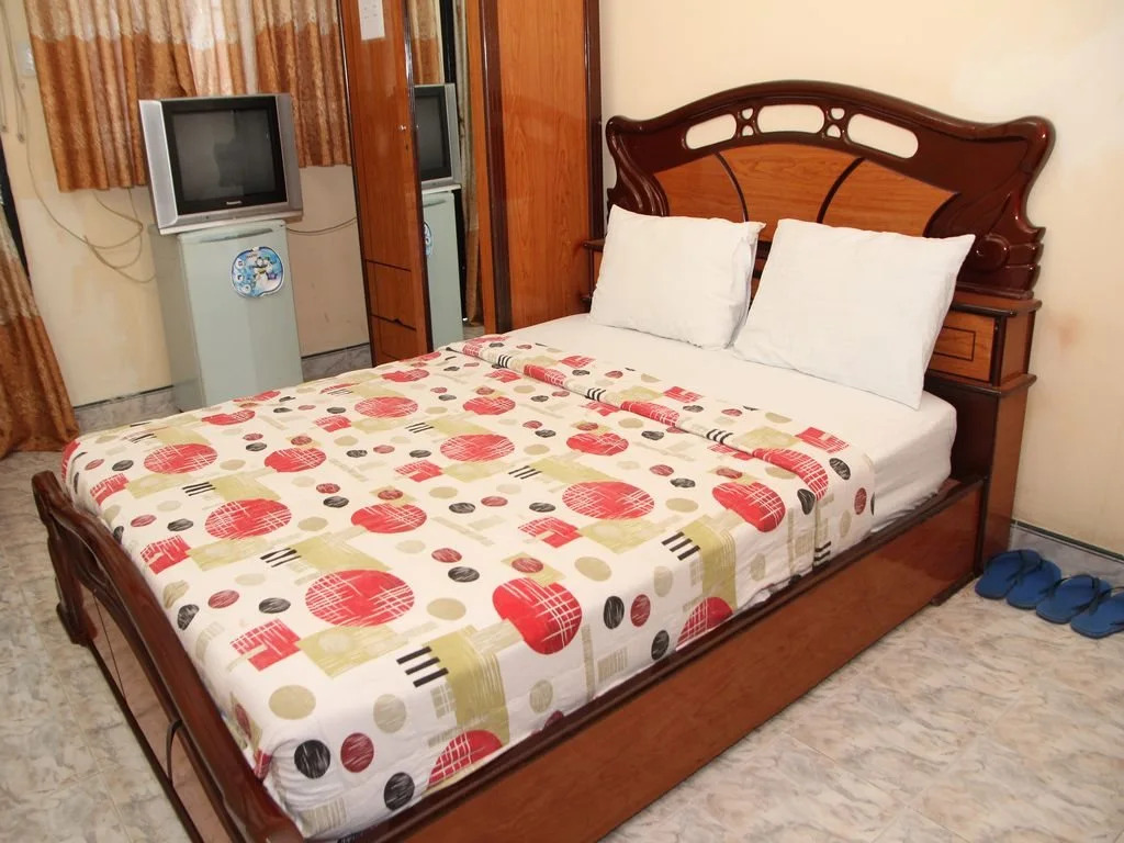 Ngan Long Hotel