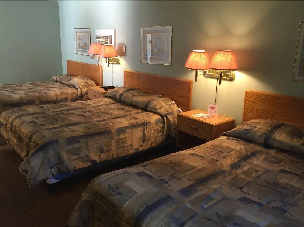 Satelite Motel