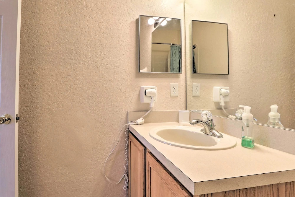 10 Mi to Disney: Resort Getaway w/ Balcony!