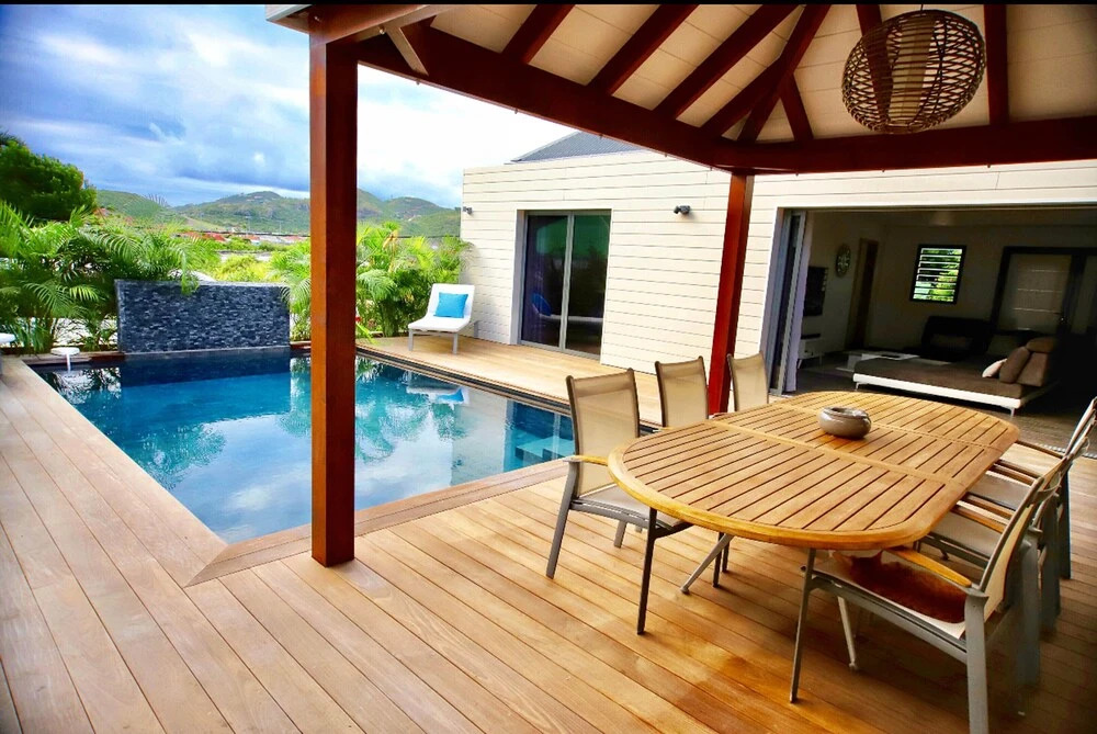 Dream Villa Black Opal