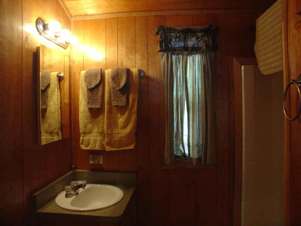 Idyllwild Camping Resort Cabin